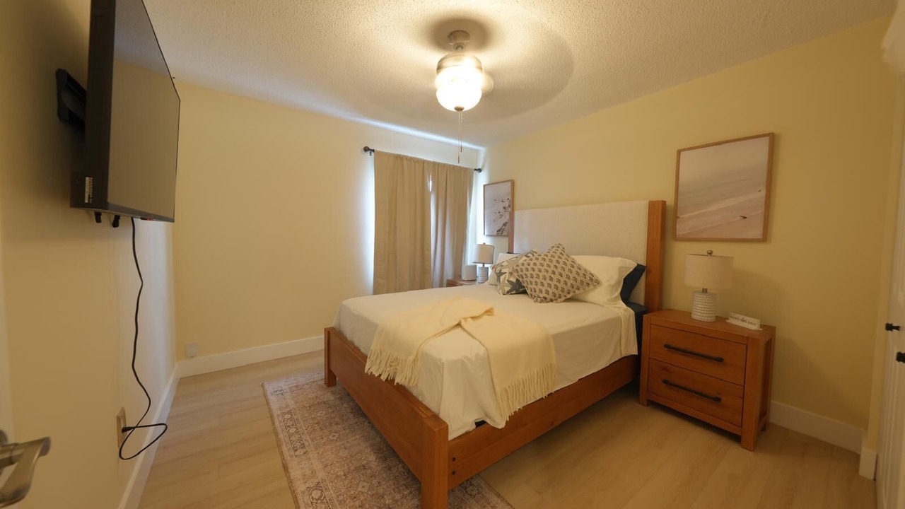 Photo of Bedroom in Tamiami