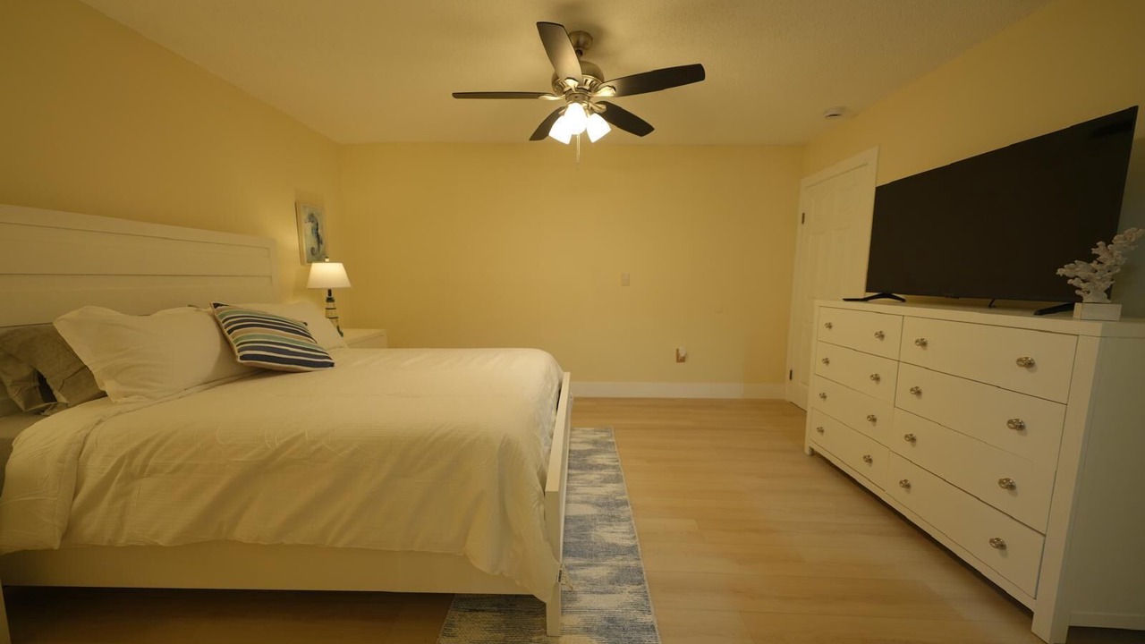 Photo of Bedroom in Tamiami