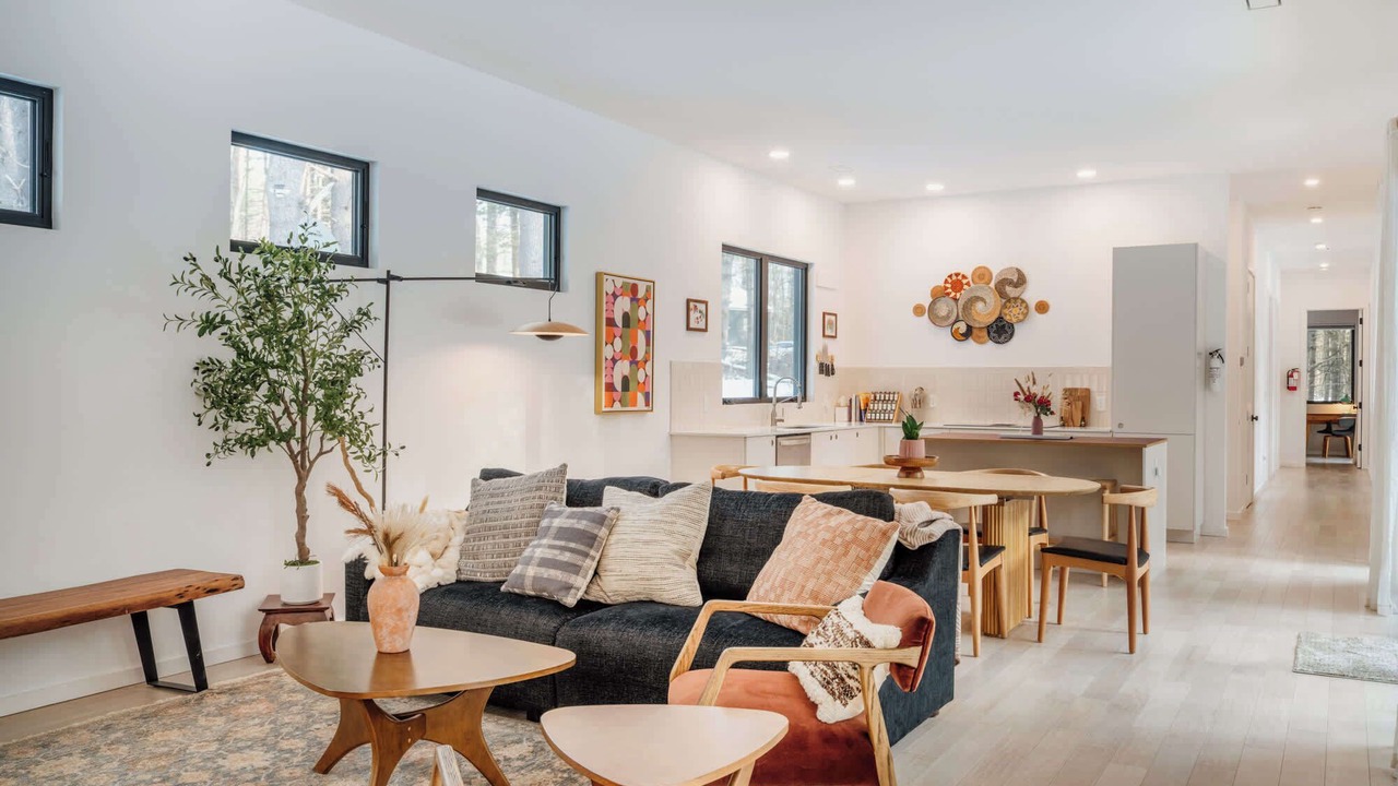 Photo of Livingroom in Round Top