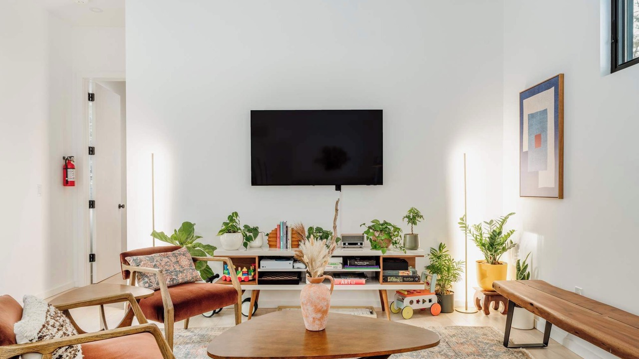 Photo of Livingroom in Round Top