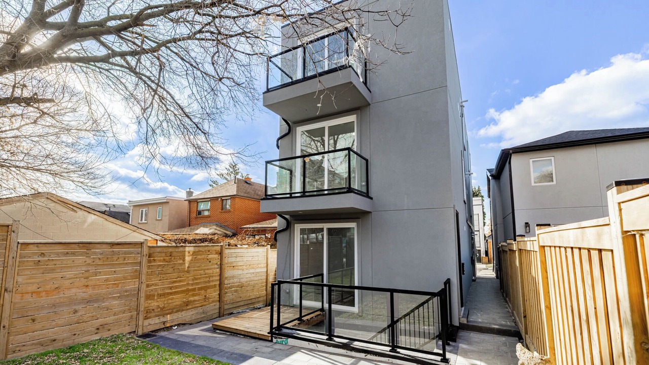 Photo of Outdoor in Oakwood Village