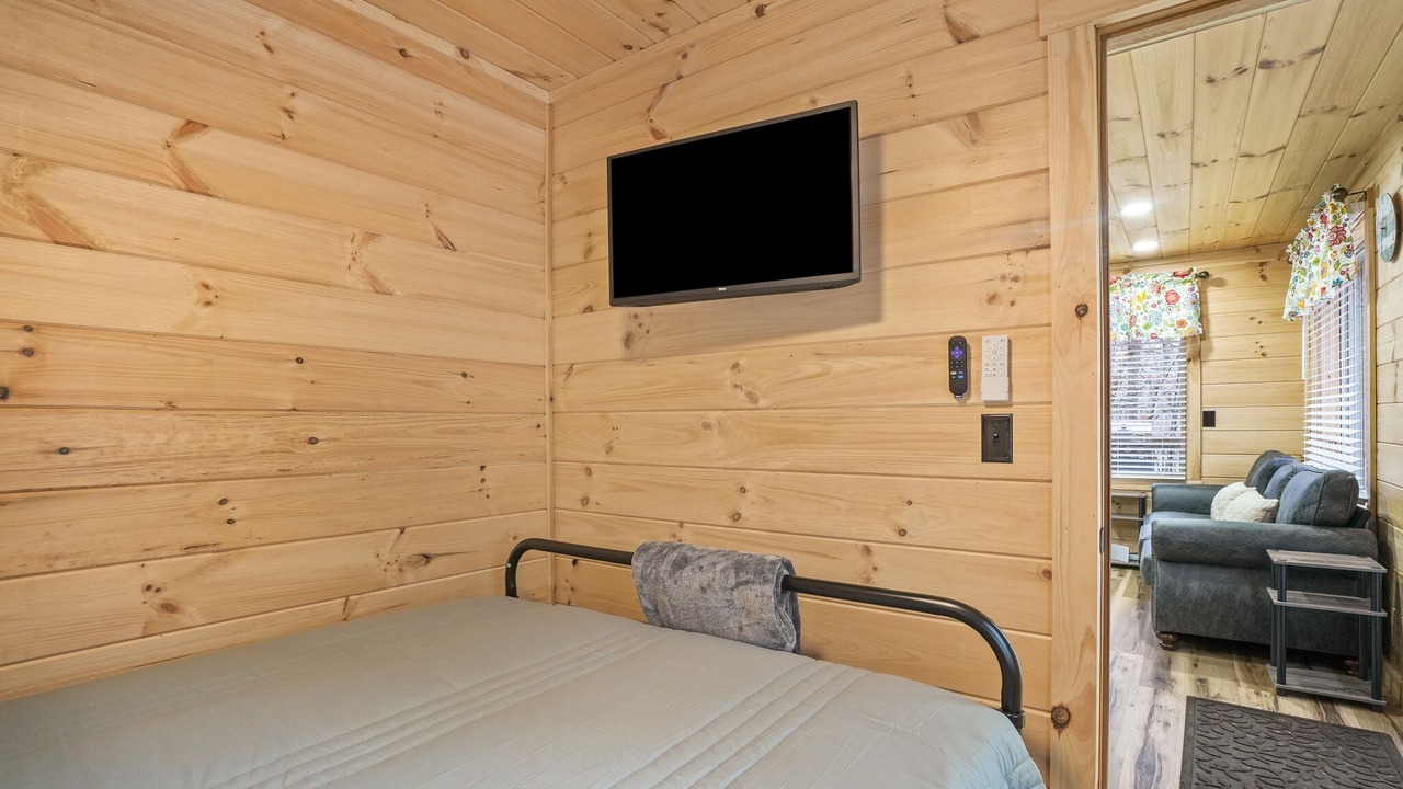 Photo of Bedroom in Creola