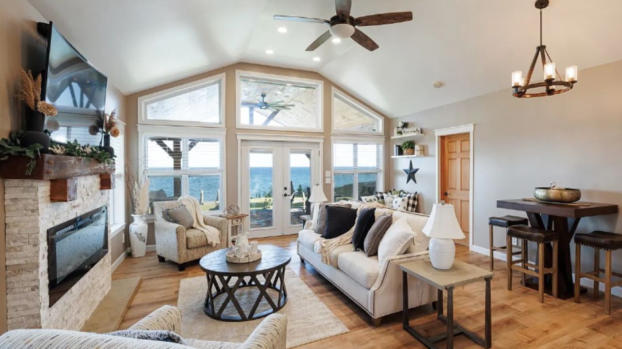 Photo of Livingroom in Wolcott