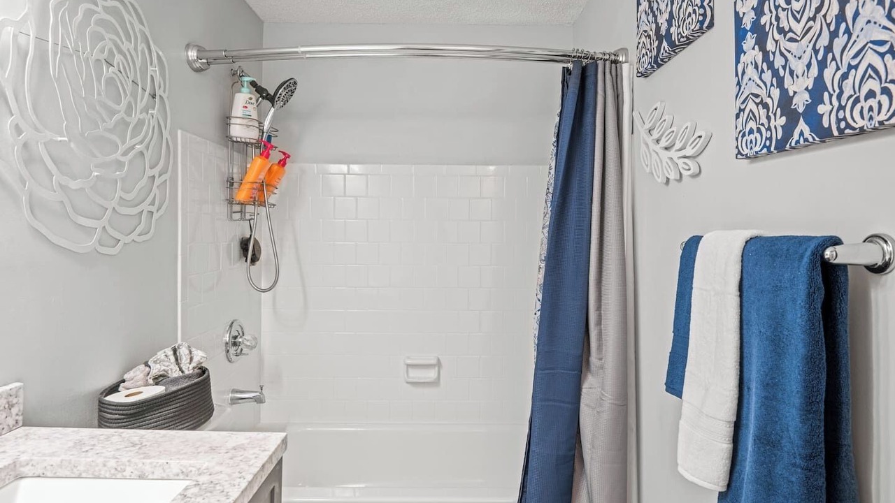 Photo of Bathroom in Mosby