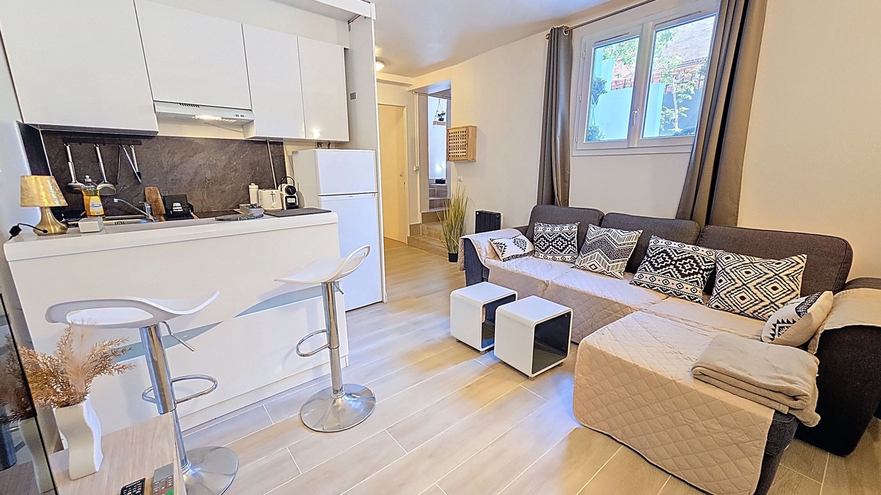 Photo of Livingroom in Asnieres-sur-Seine