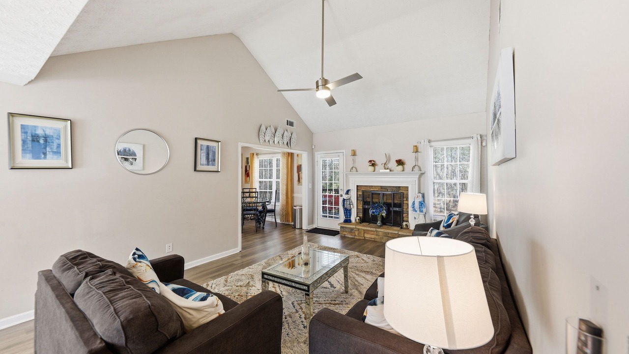 Photo of Livingroom in Covington