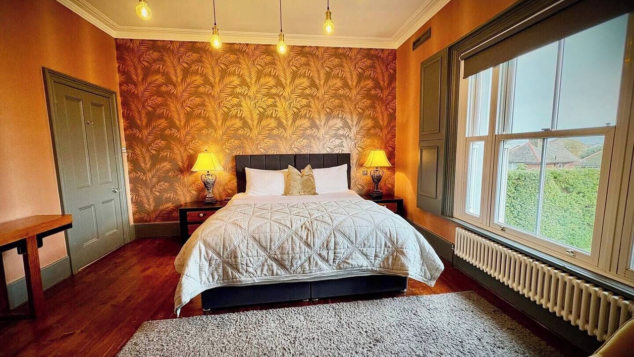 Photo of Others in Sandown