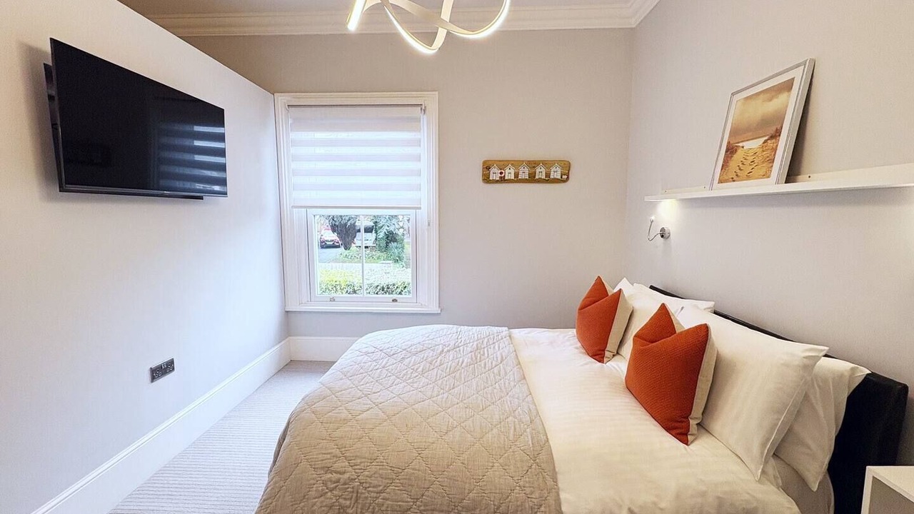 Photo of Others in Sandown