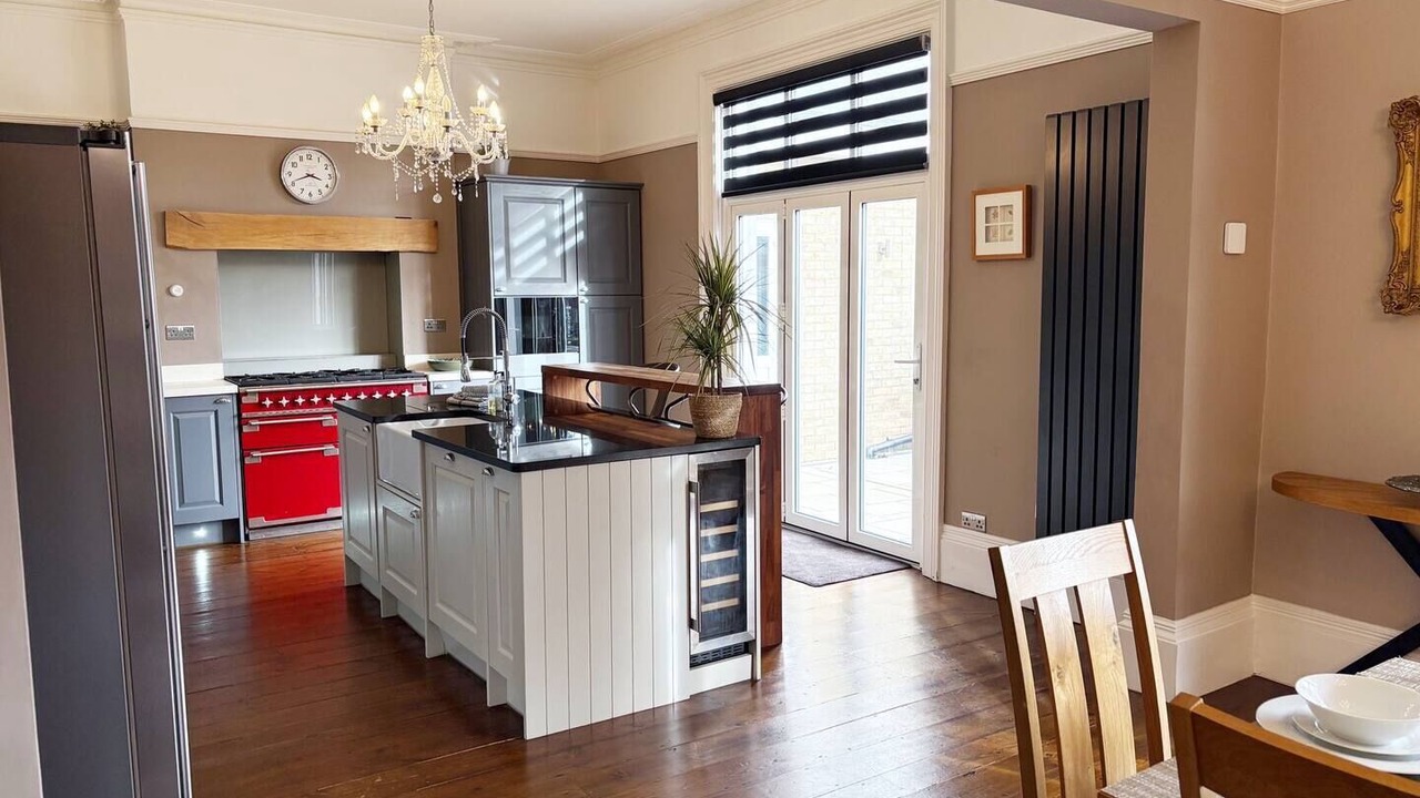 Photo of Others in Sandown