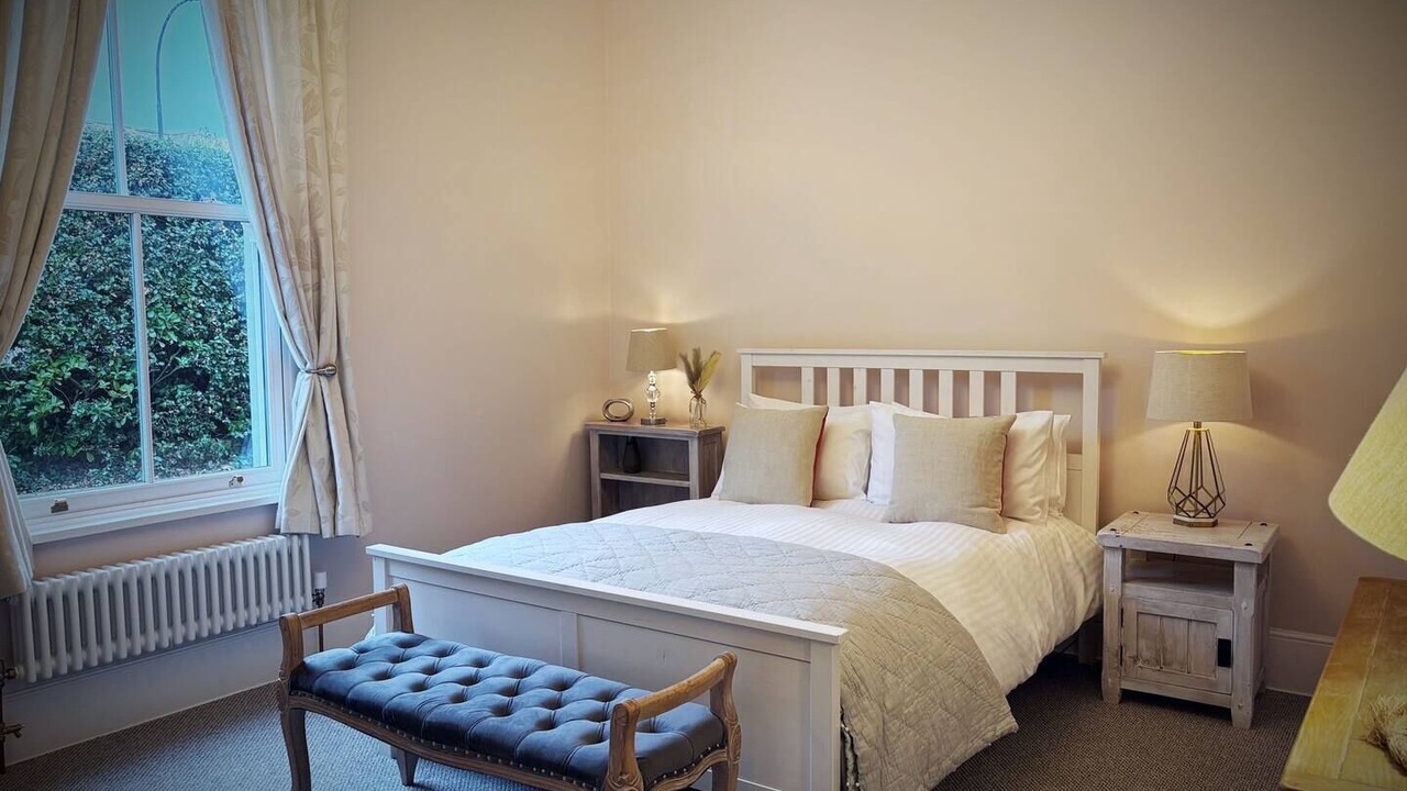 Photo of Others in Sandown