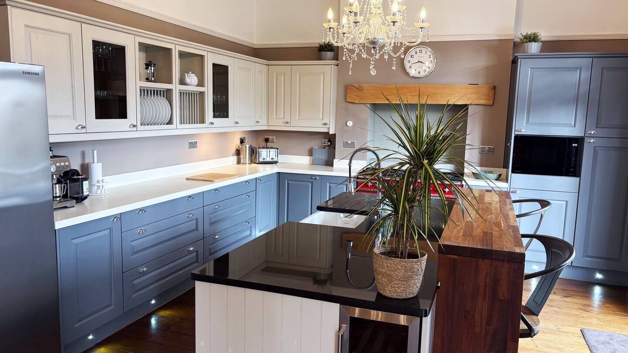 Photo of Others in Sandown