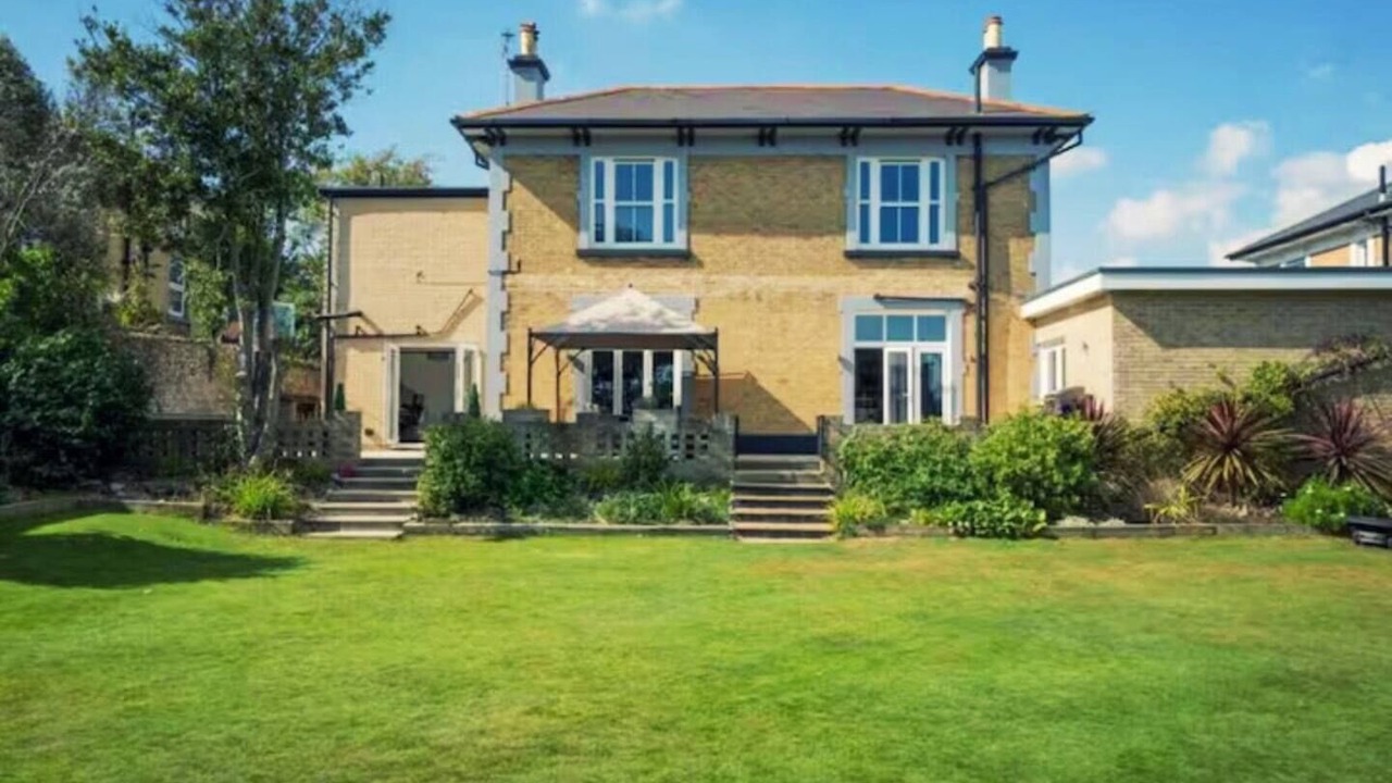 Photo of Outdoor in Sandown