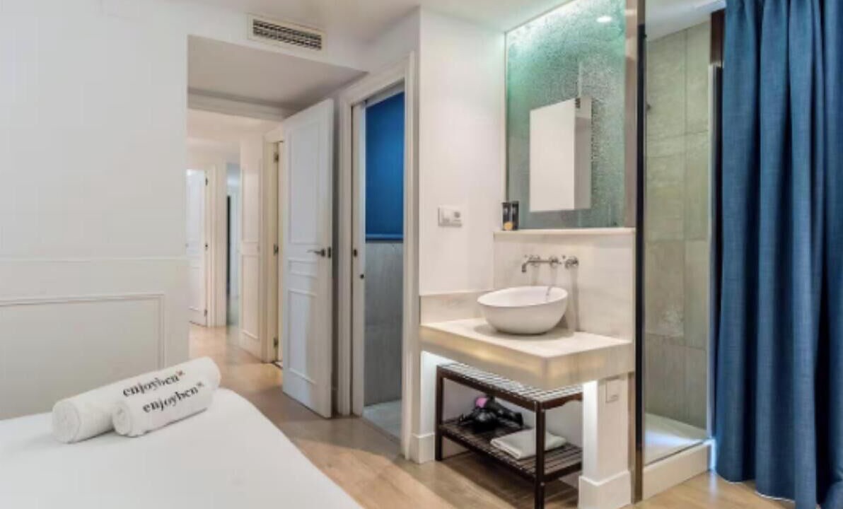 Photo of Bathroom in Gothic Quarter