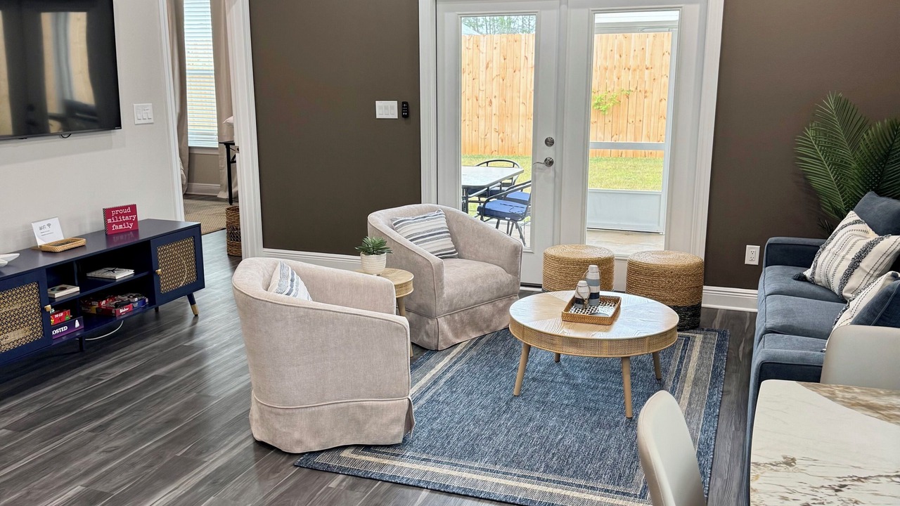 Photo of Livingroom in Ono Island