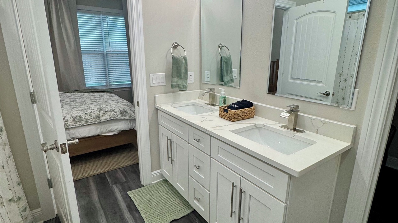 Photo of Bathroom in Ono Island
