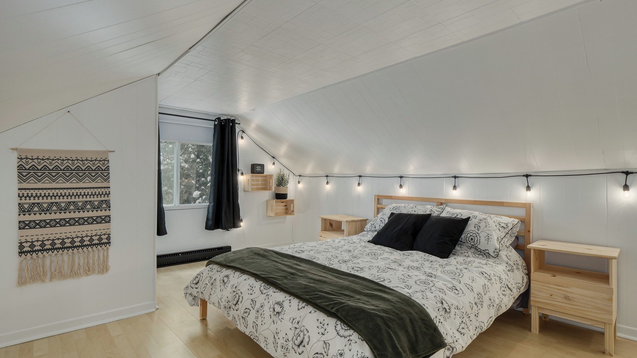 Photo of Bedroom in Saint-Jean-de-Matha