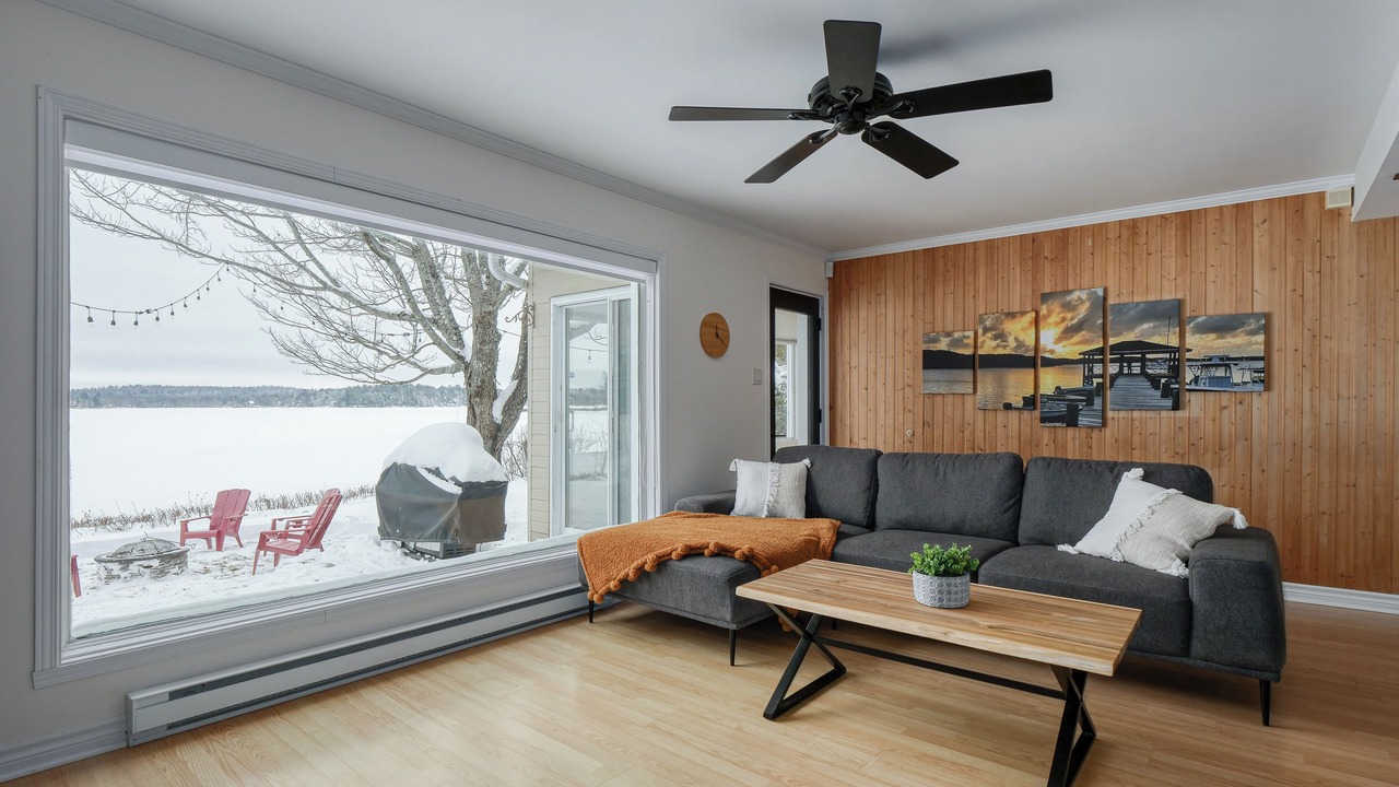 Photo of Livingroom in Saint-Jean-de-Matha