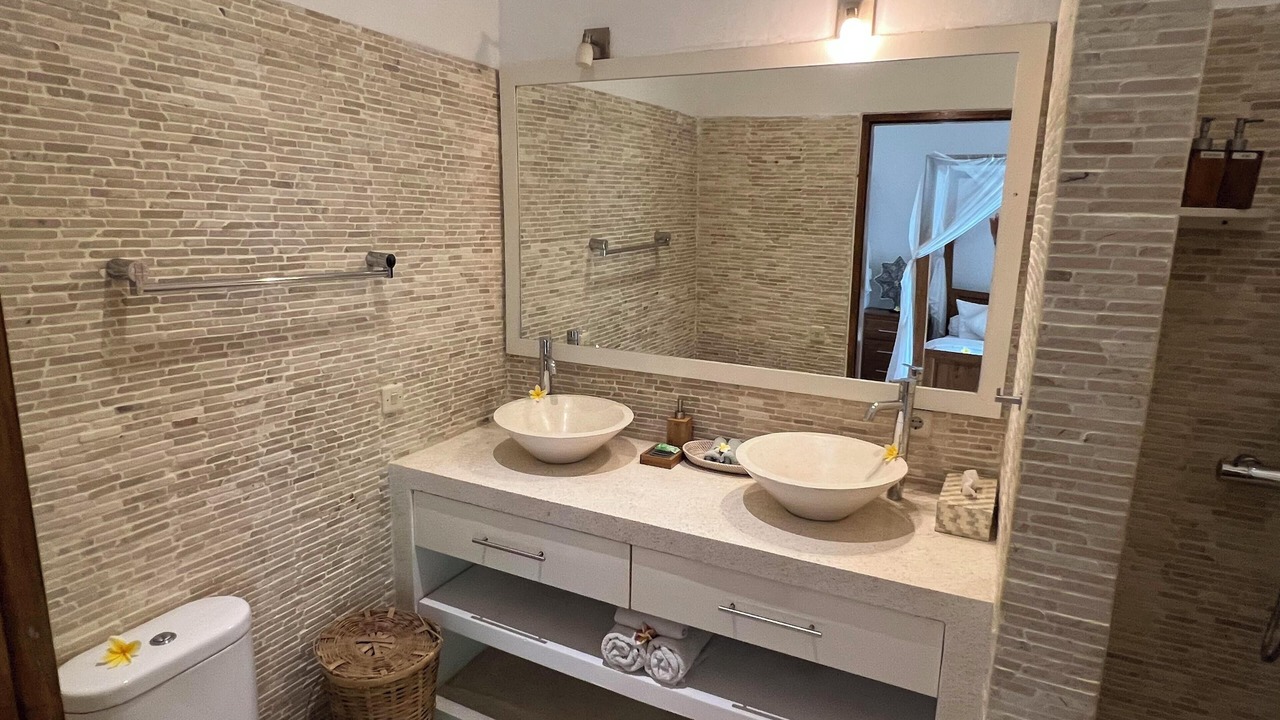 Photo of Bathroom in Lokapaksa