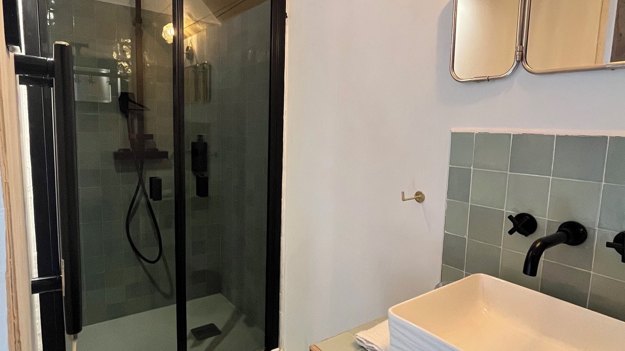 Photo of Bathroom in Dol-de-Bretagne