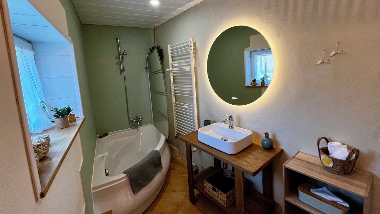 Photo of Bathroom in Husseren-Wesserling