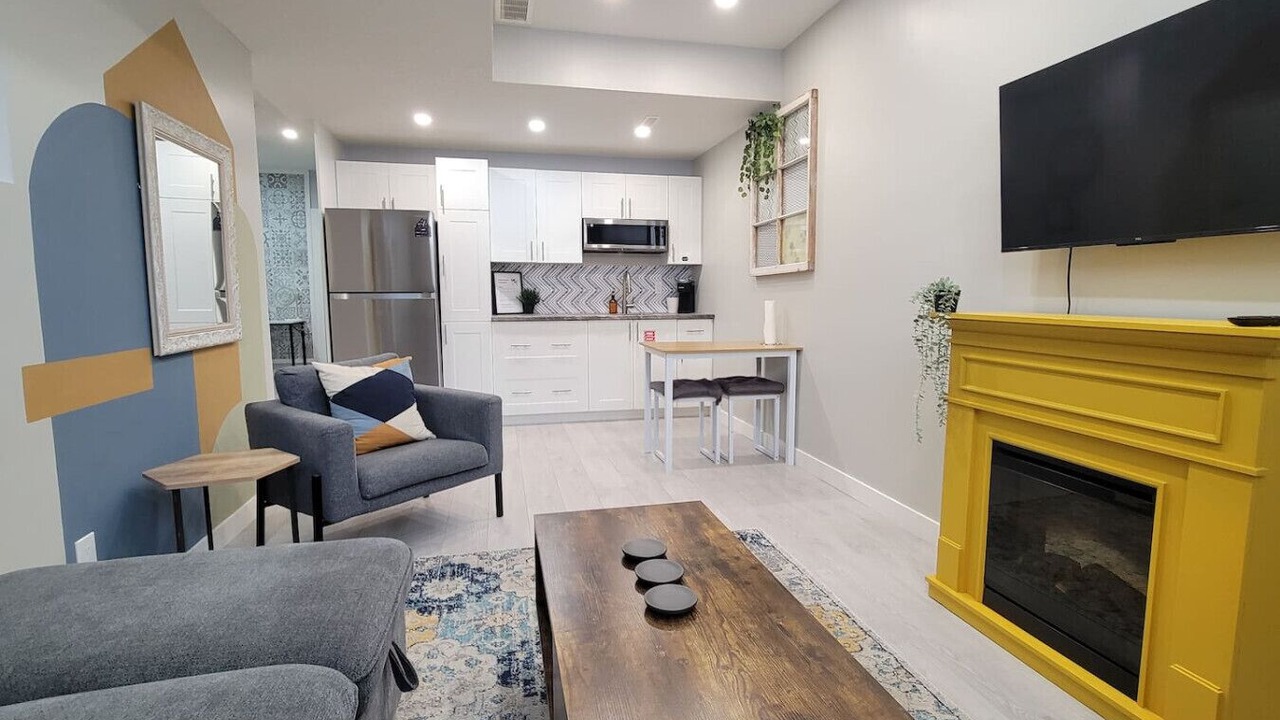 Photo of Livingroom in Southeast Calgary