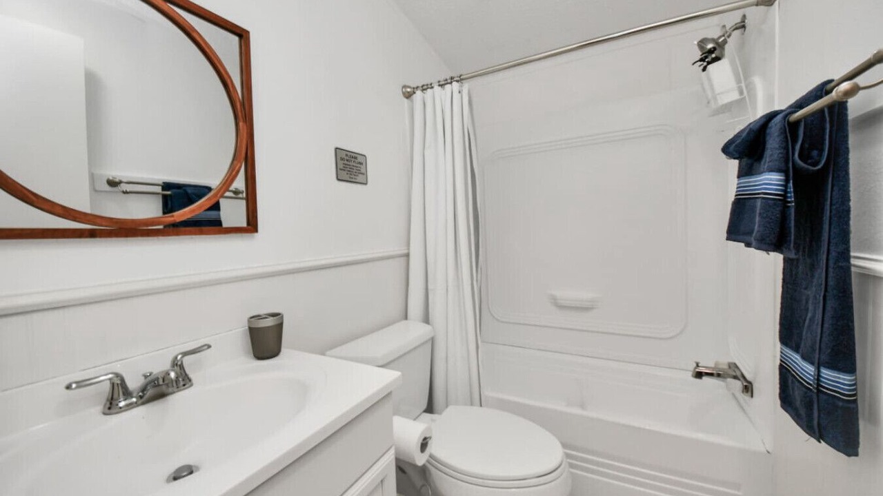 Photo of Bathroom in Spring