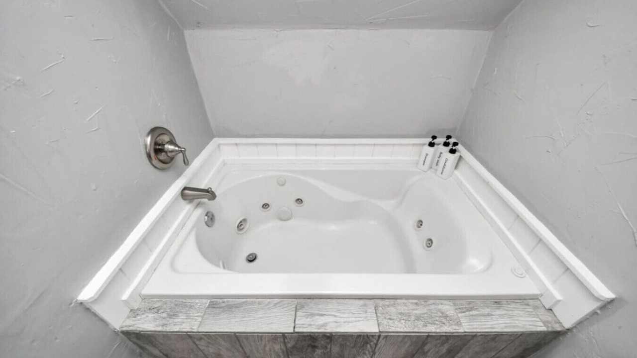 Photo of Bathroom in Spring