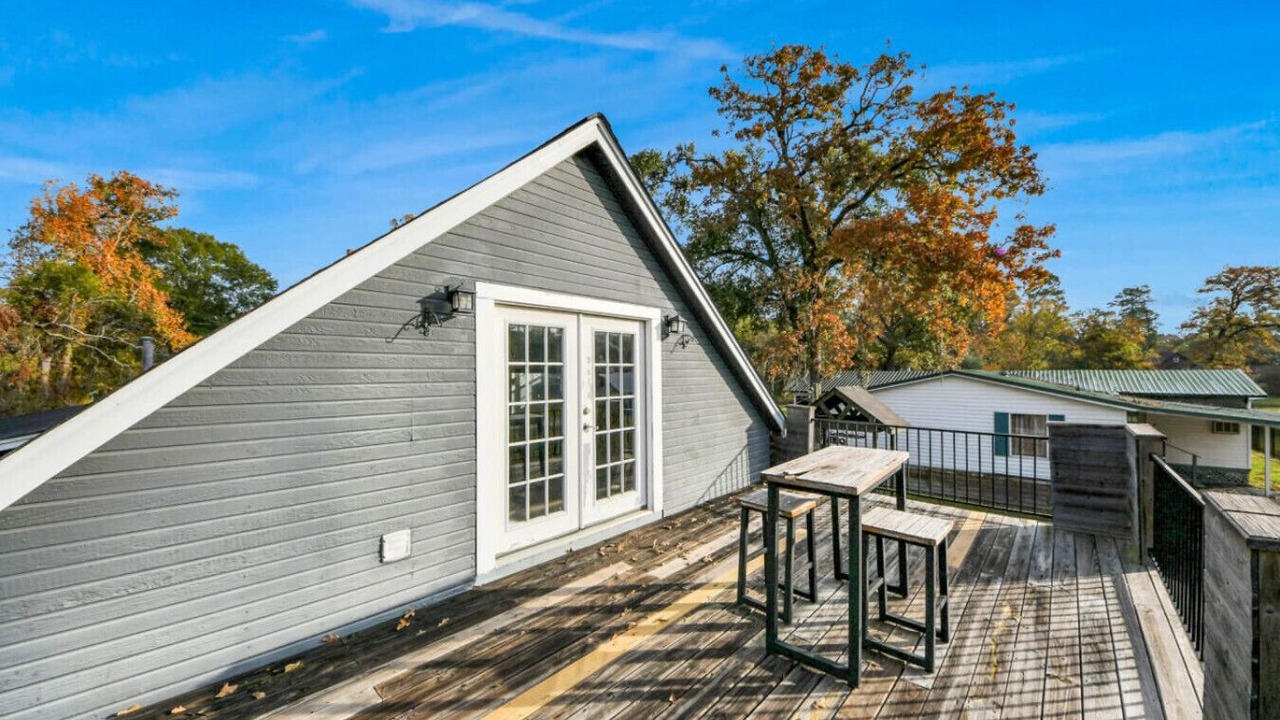 Photo of Patio Balcony in Spring