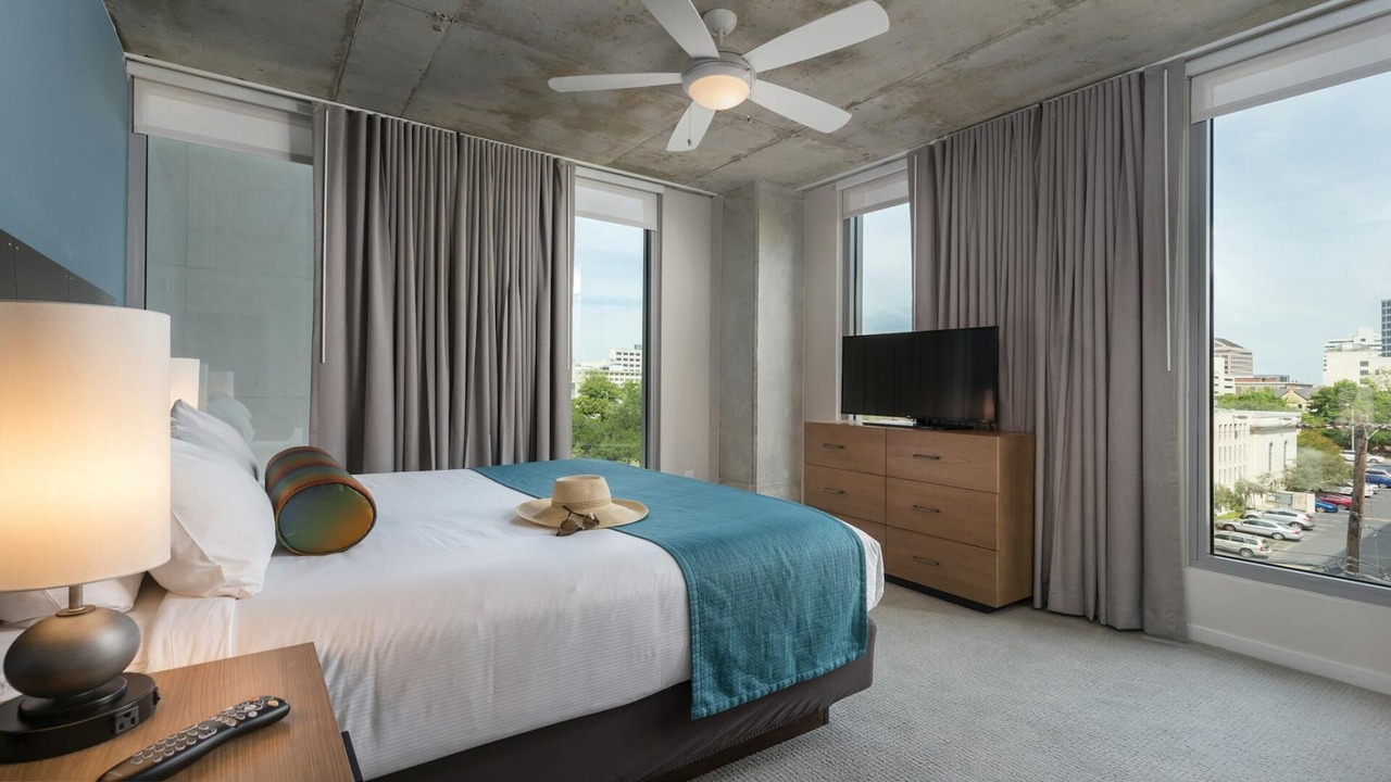 Photo of Bedroom in Civic District