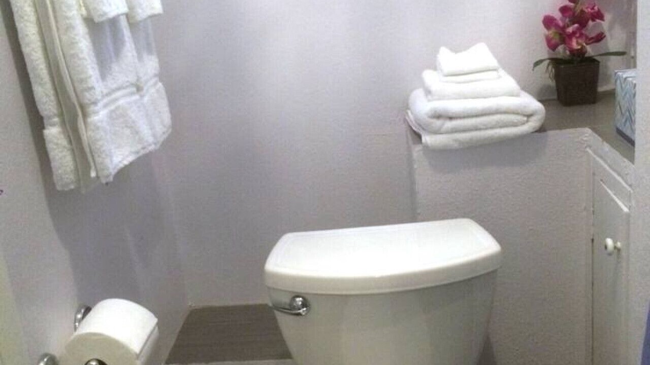 Photo of Bathroom in Kaimuki