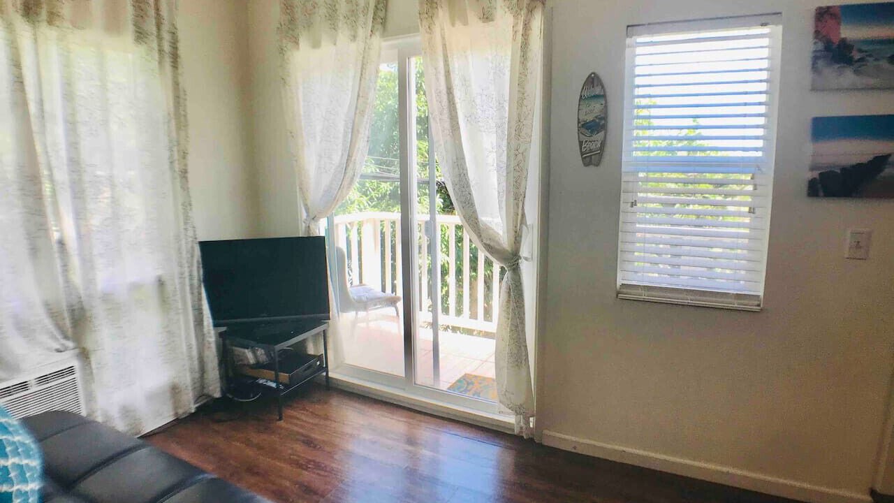 Photo of Livingroom in Kaimuki