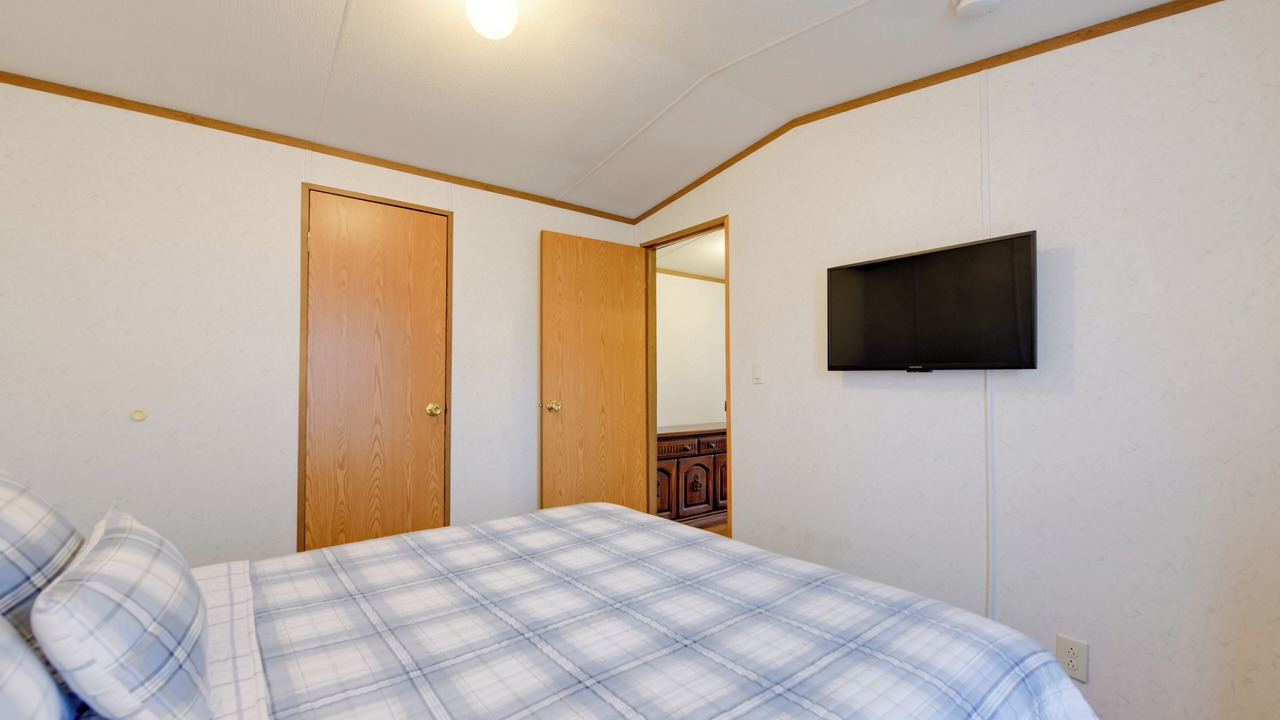 Photo of Bedroom in Waynesville