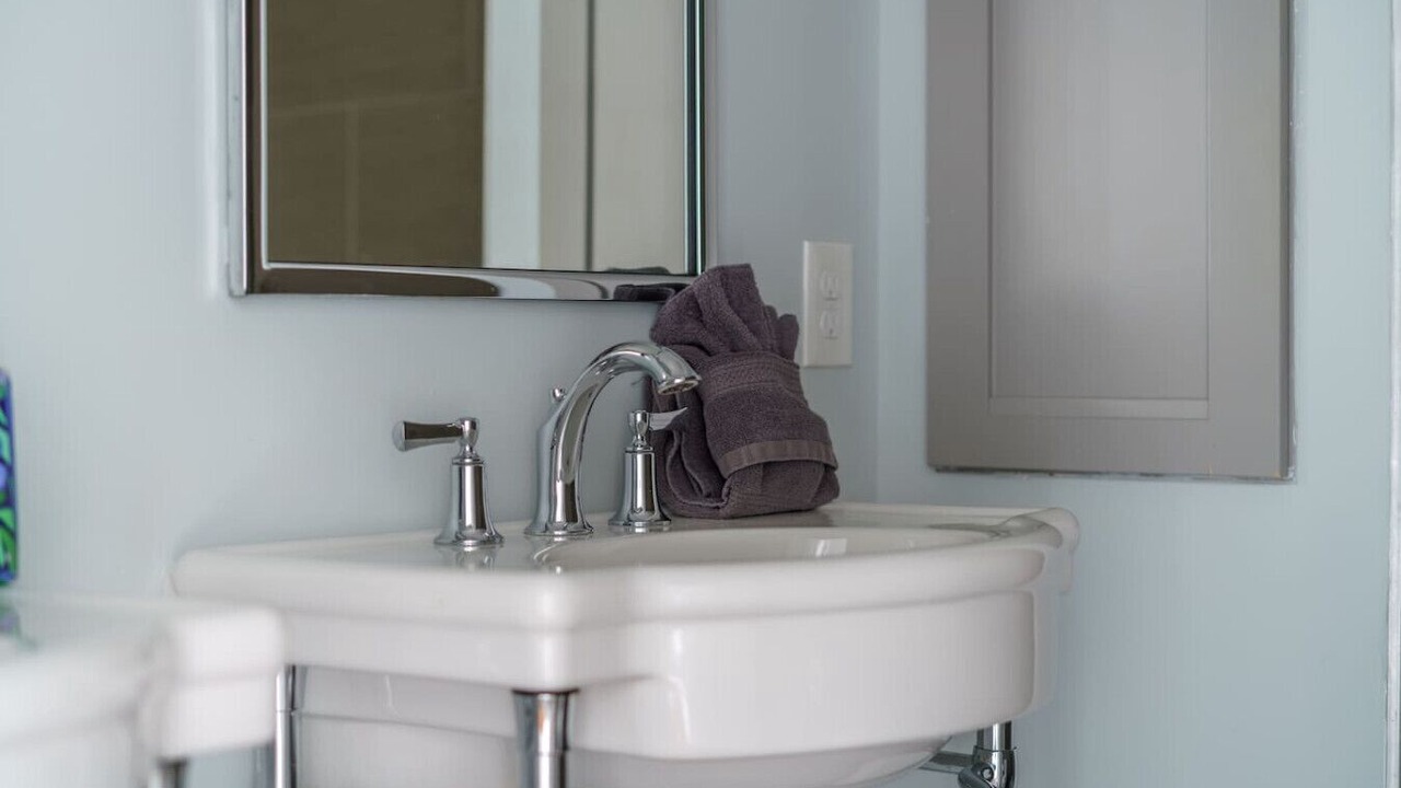 Photo of Bathroom in Short North