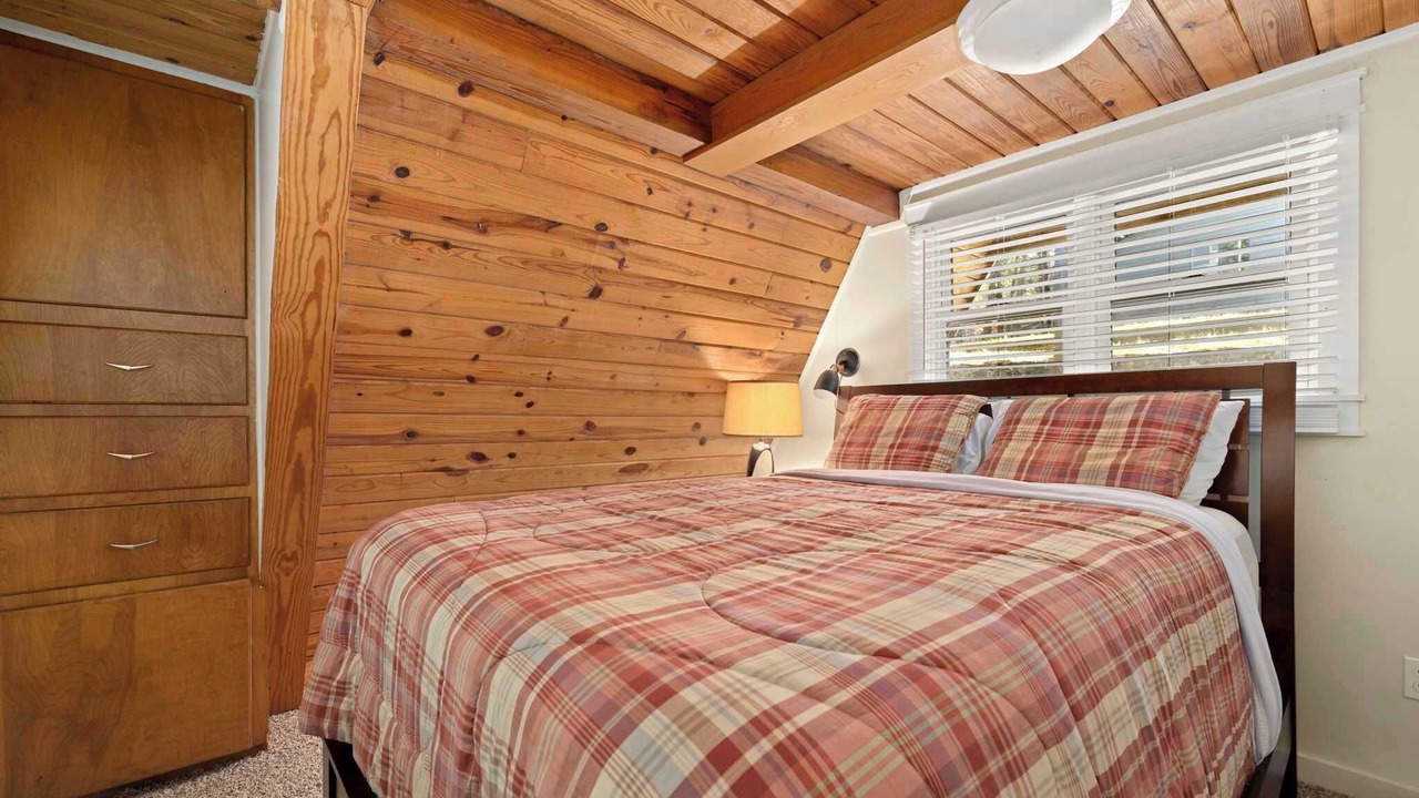 Photo of Bedroom in Rogers