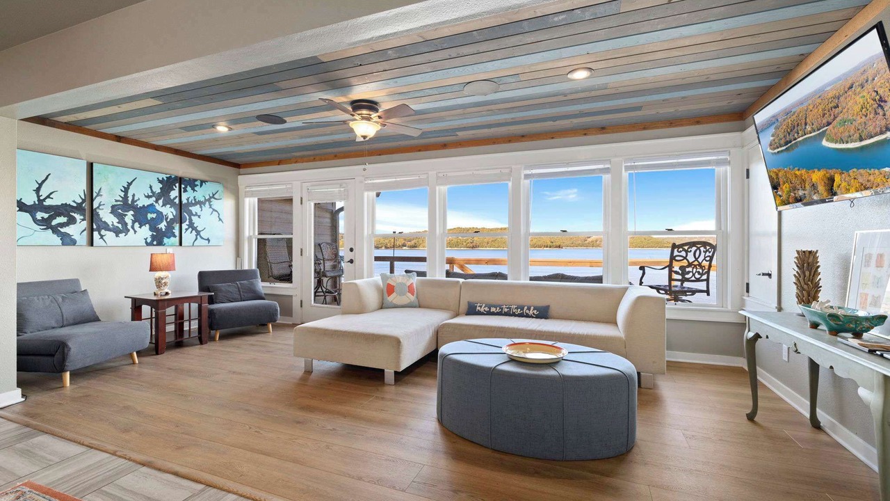 Photo of Livingroom in Rogers