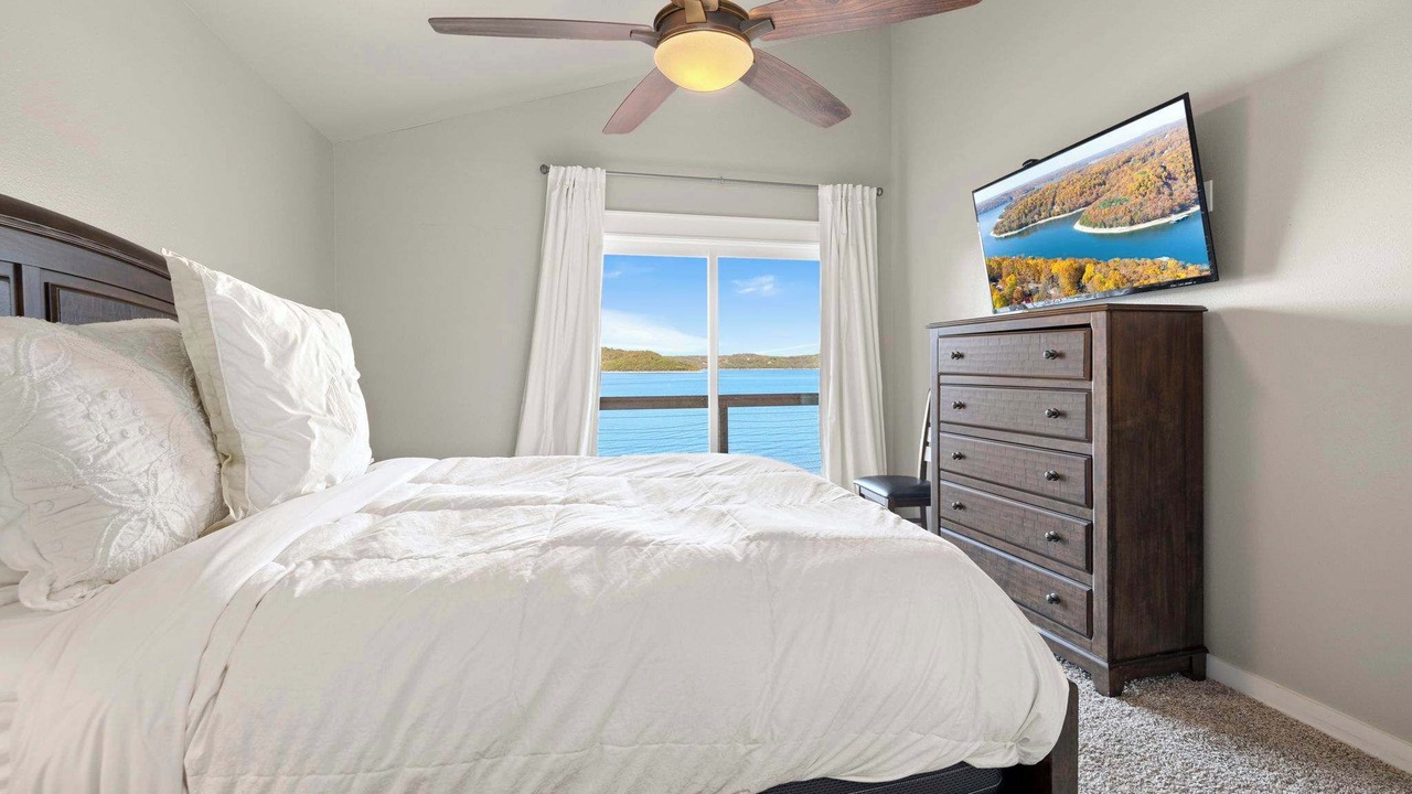 Photo of Bedroom in Rogers
