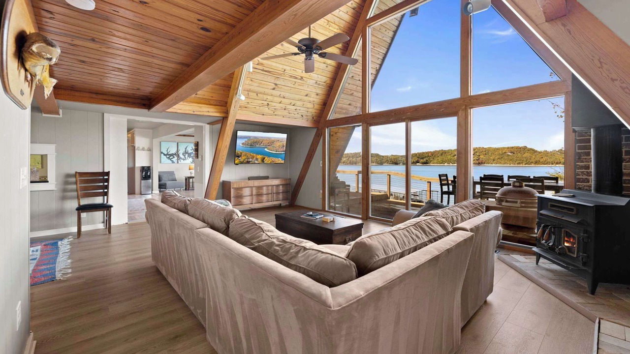Photo of Livingroom in Rogers