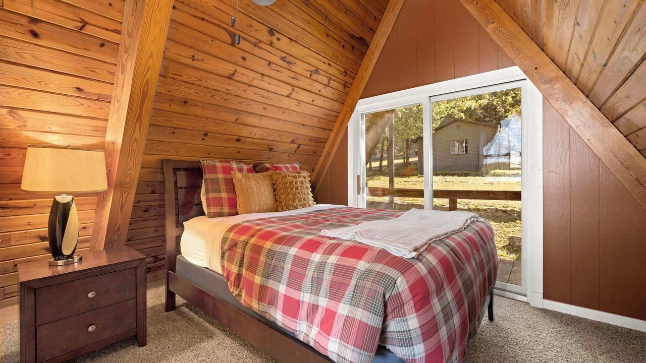 Photo of Bedroom in Rogers