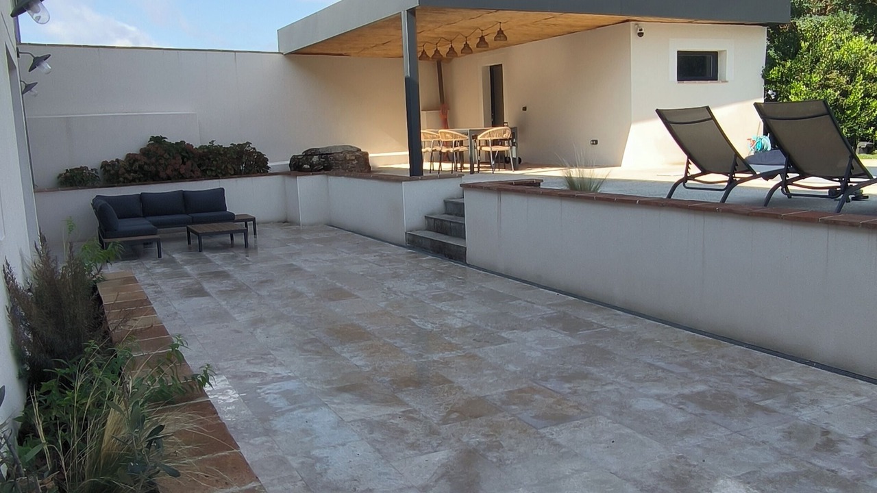 Photo of Patio Balcony in Lagrave