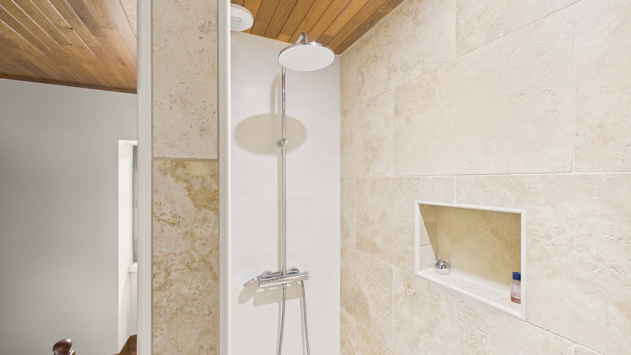 Photo of Bathroom in Saint-Crepin-et-Carlucet