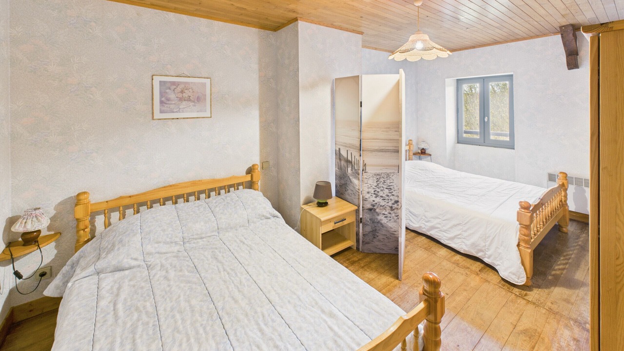 Photo of Bedroom in Saint-Crepin-et-Carlucet