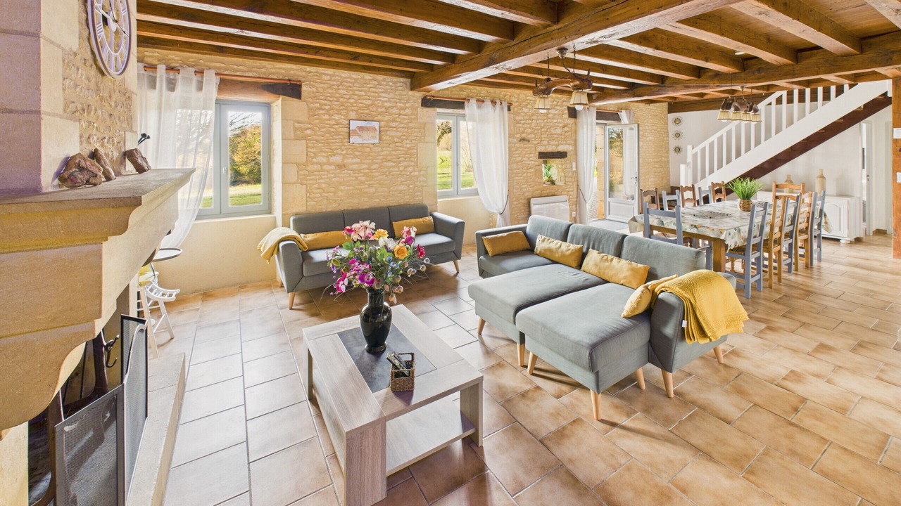 Photo of Livingroom in Saint-Crepin-et-Carlucet