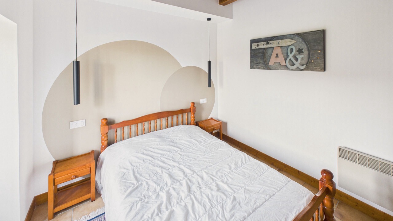 Photo of Bedroom in Saint-Crepin-et-Carlucet