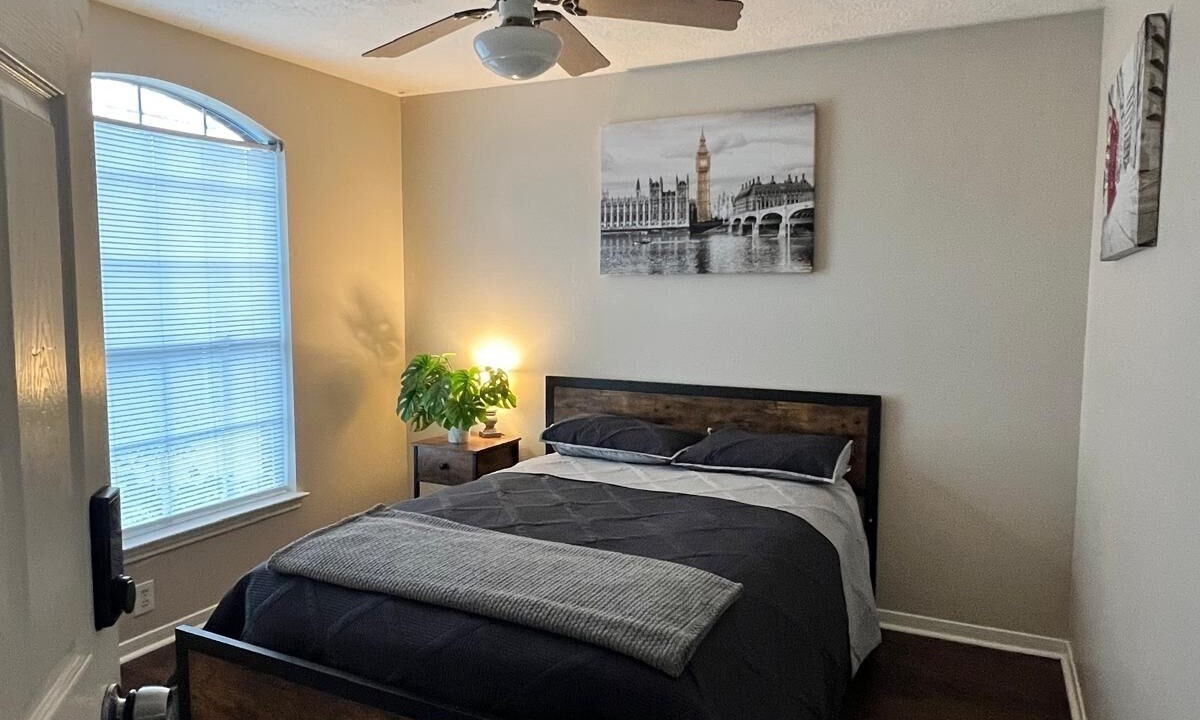 Photo of Bedroom in Kingwood