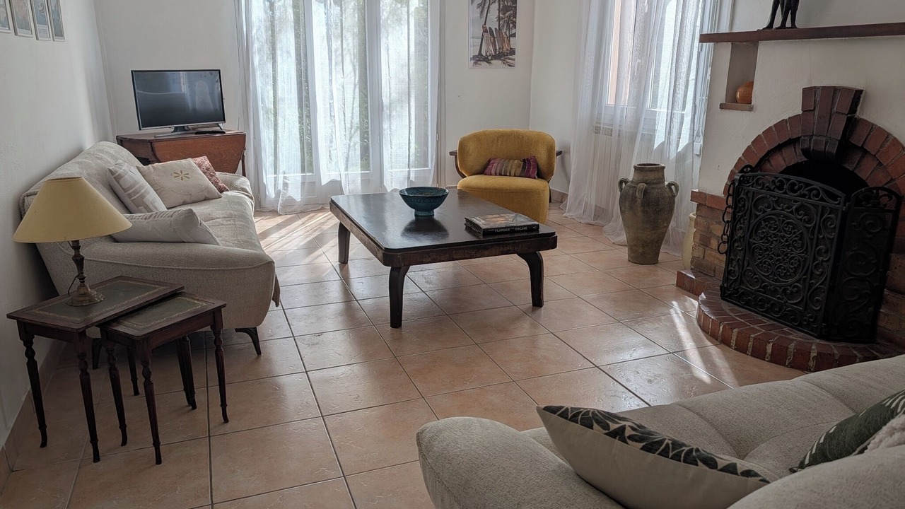 Photo of Livingroom in Uchaux