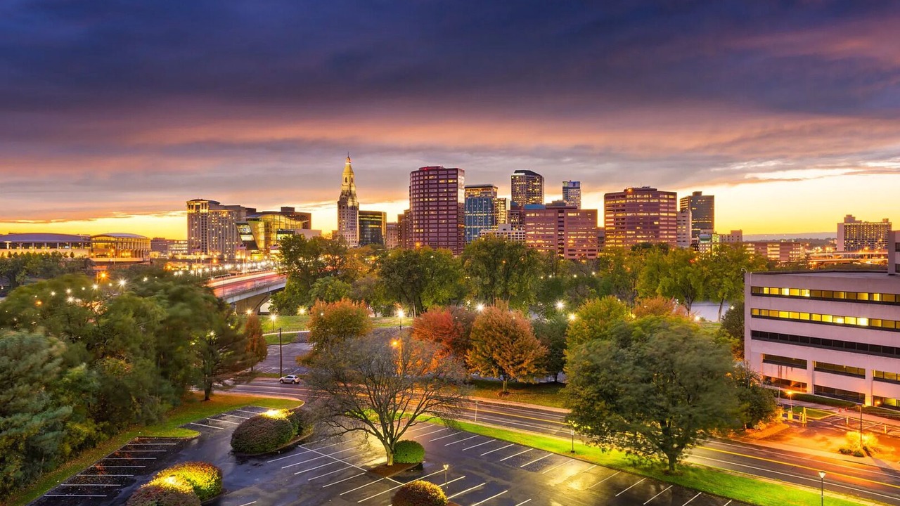 Photo of Others in Downtown Hartford