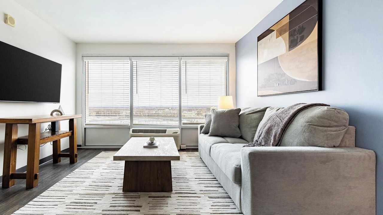 Photo of Livingroom in Downtown Hartford