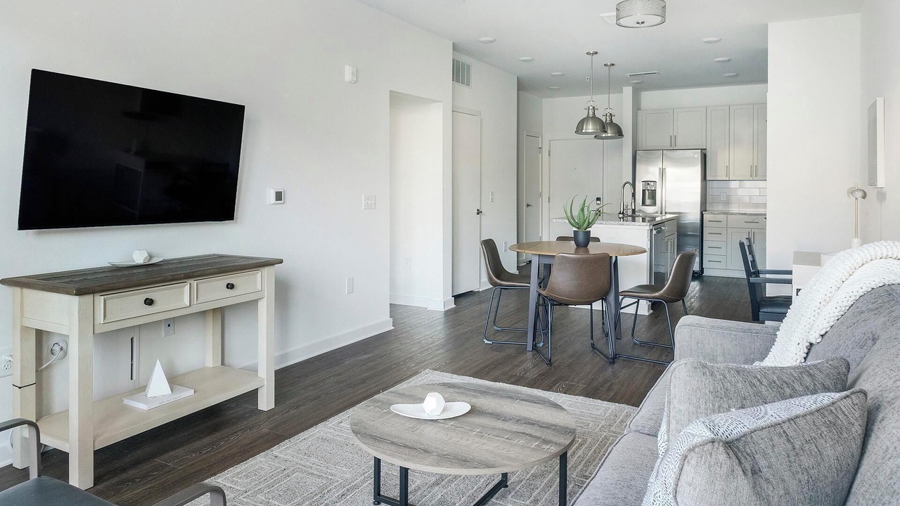 Photo of Livingroom in Southeast Raleigh