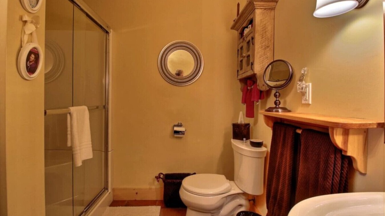 Photo of Bathroom in Pohenegamook