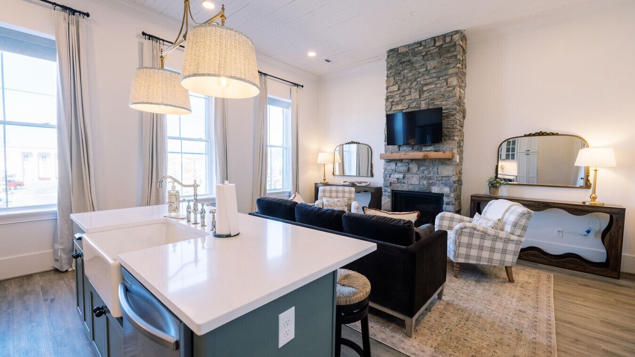 Photo of Livingroom in Jacksonville
